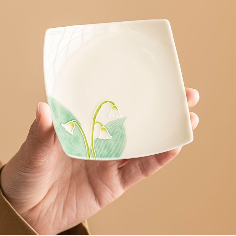 Hand Painted Lily of the Valle - Valley Tea And Coffee 评论和价格
